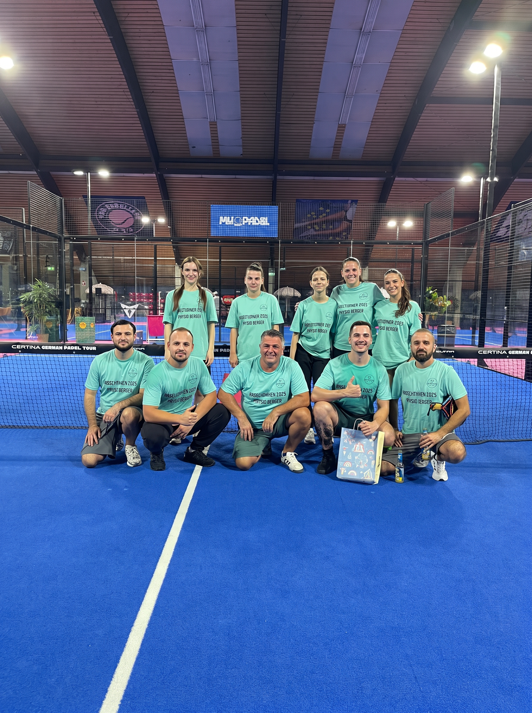 Team von Physio Berger beim gemeinsamen Padelturnier